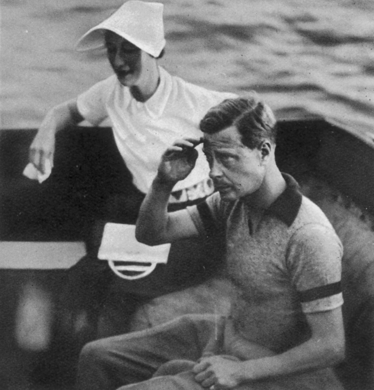 Prinssi Edward ja Wallis Warfield Simpson kuninkaallisen risteilyn aikana, 1936 tekijältä English Photographer