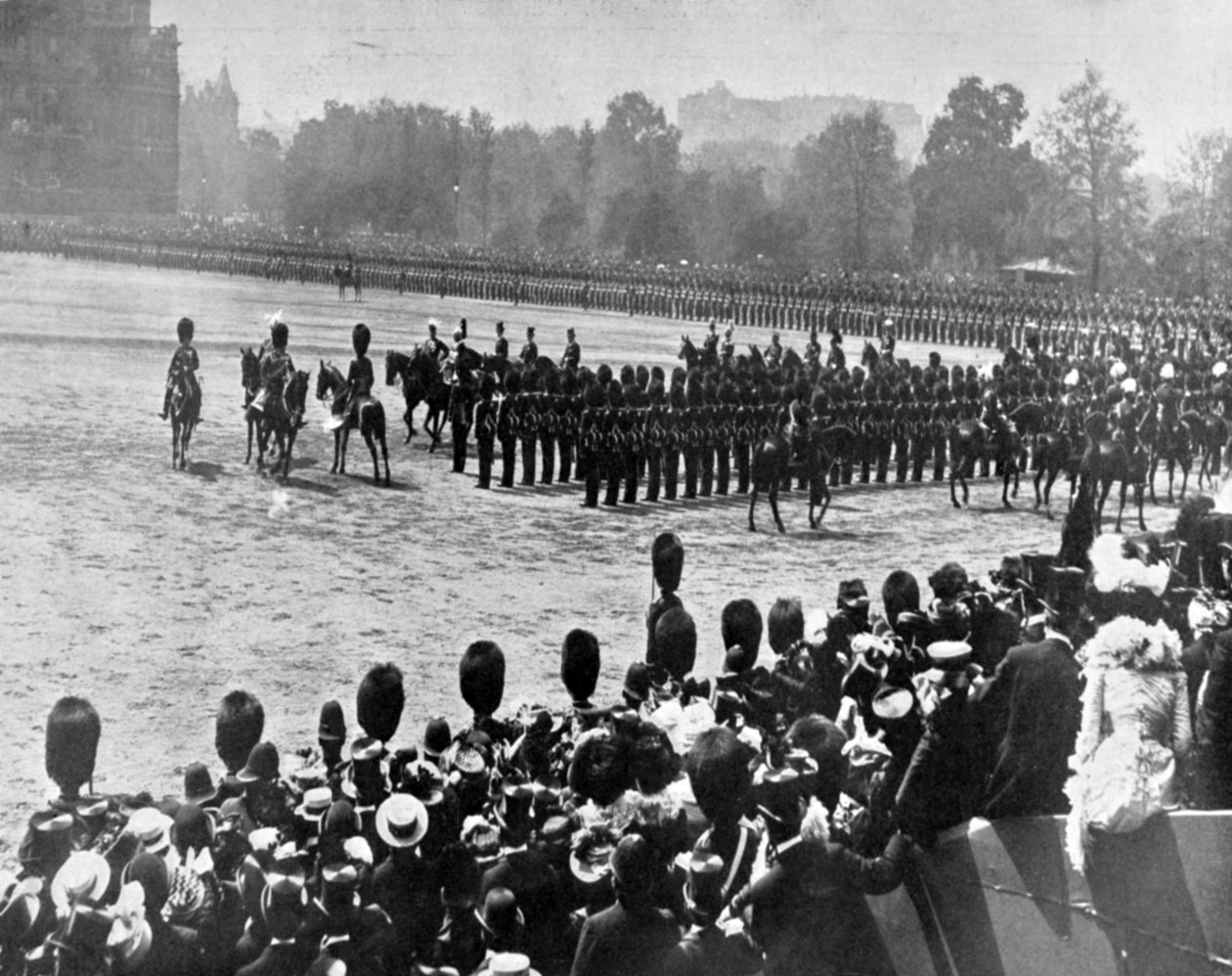 Queen Victoria Day - värien esittely kolmannelle skottikaartille, kuva The King, 1. kesäkuuta 1901 tekijältä English Photographer