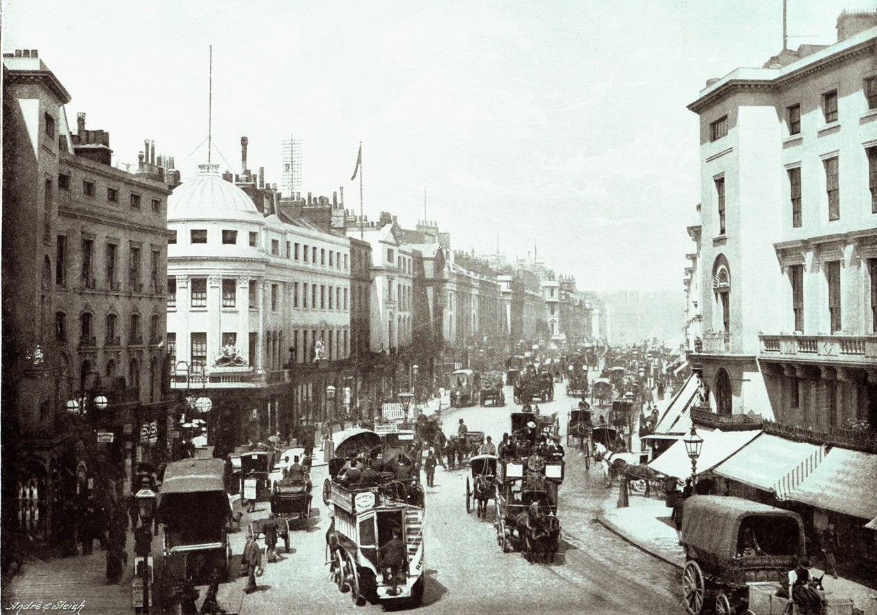 Regent Street, Lontoo n. 1900 tekijältä English Photographer