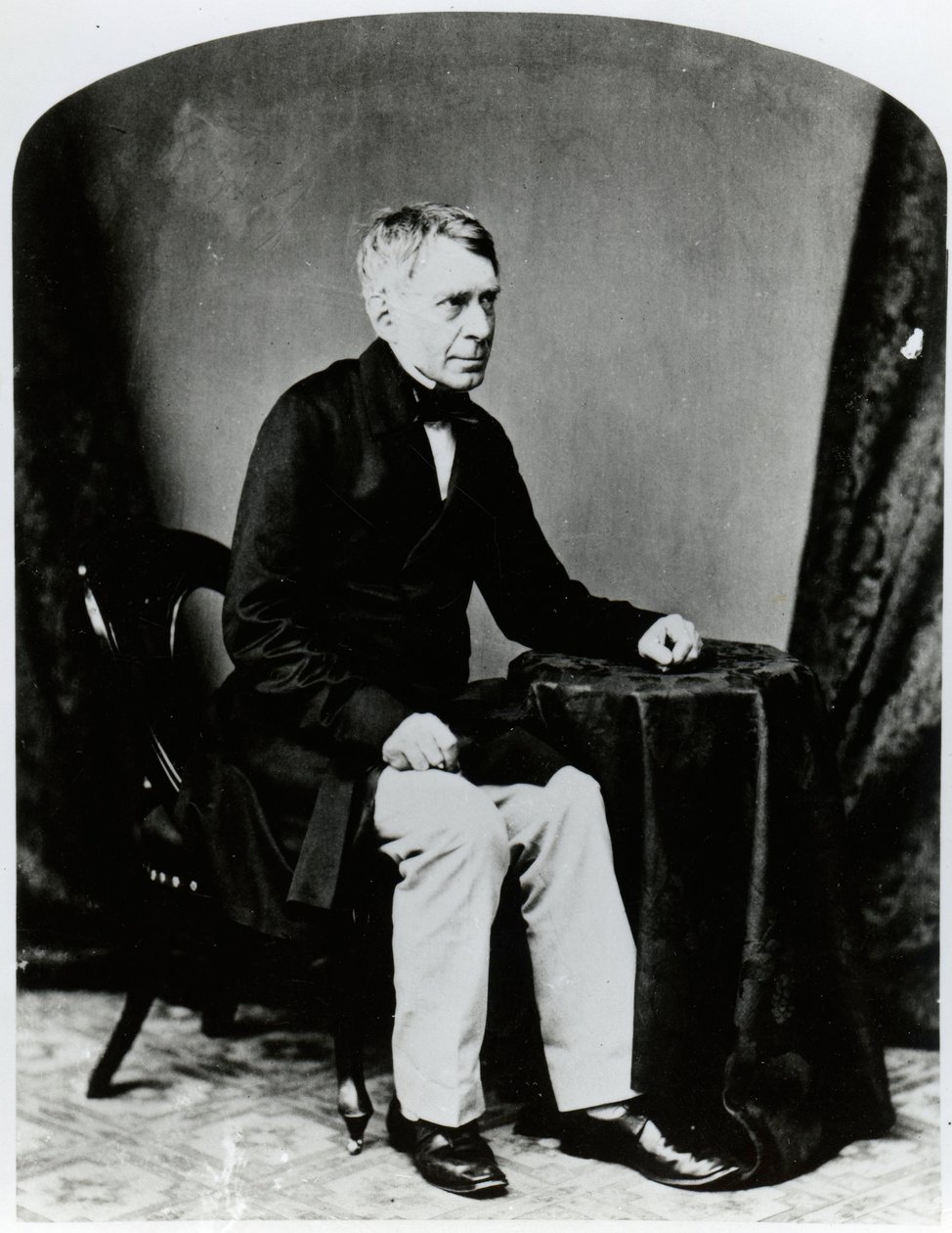 Sir George Biddell Airy tekijältä English Photographer