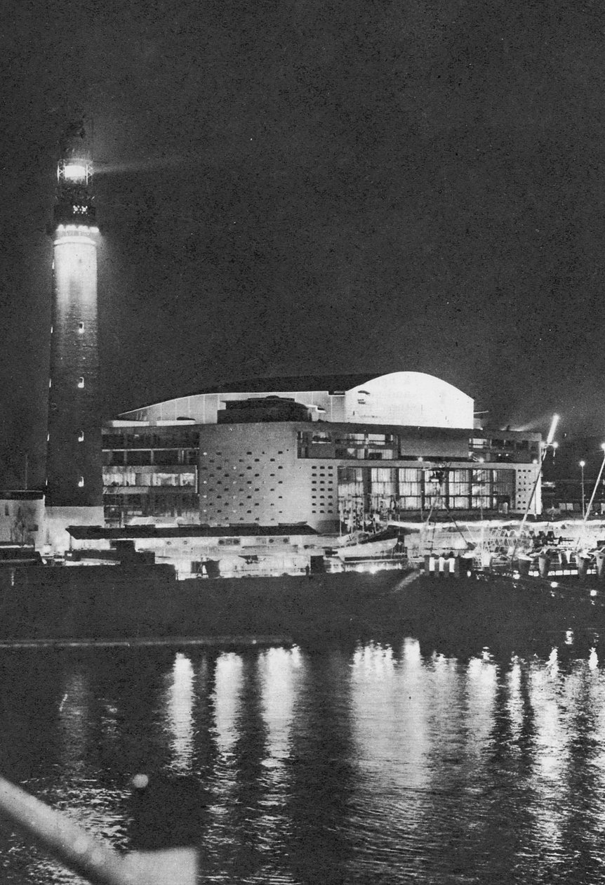 Southbank at Night, 1951 tekijältä English Photographer