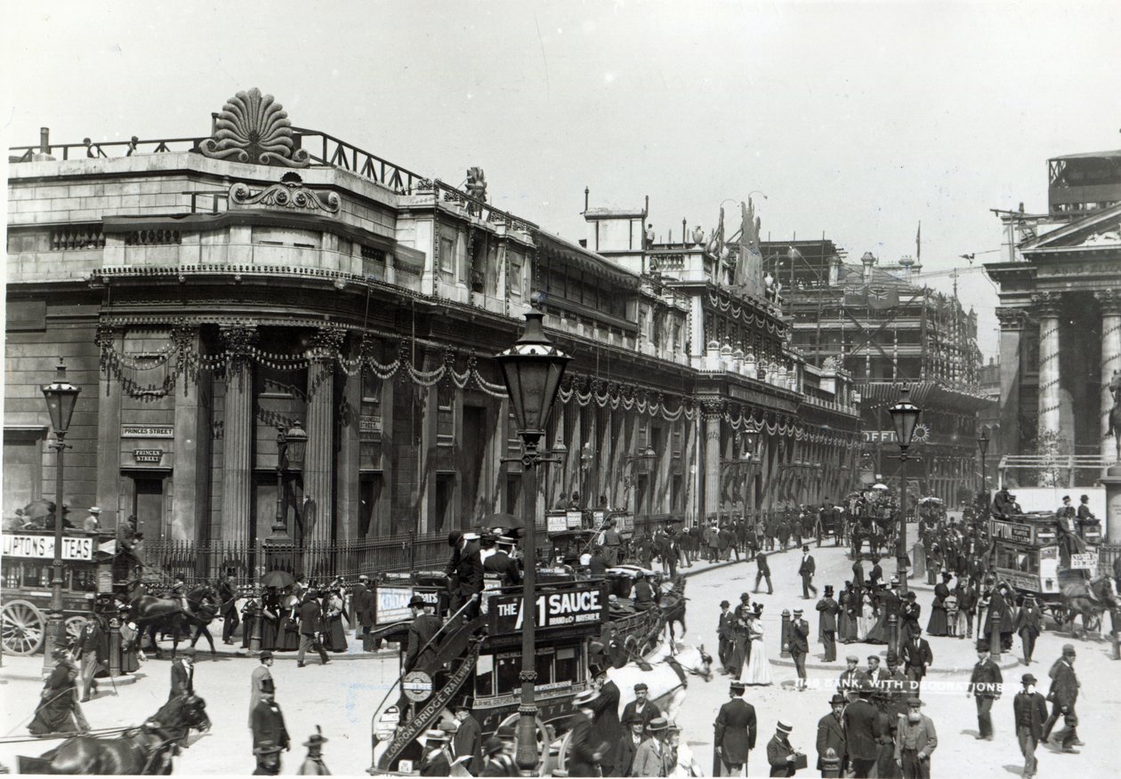 Englannin keskuspankki palkittiin kuningatar Victorian timanttijuhlavuoden 1897 kunniaksi tekijältä English Photographer