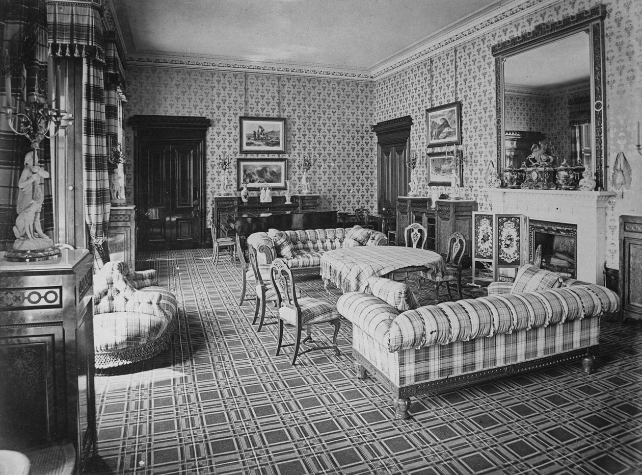 Sali, Balmoral Castle, 1873 tekijältä English Photographer