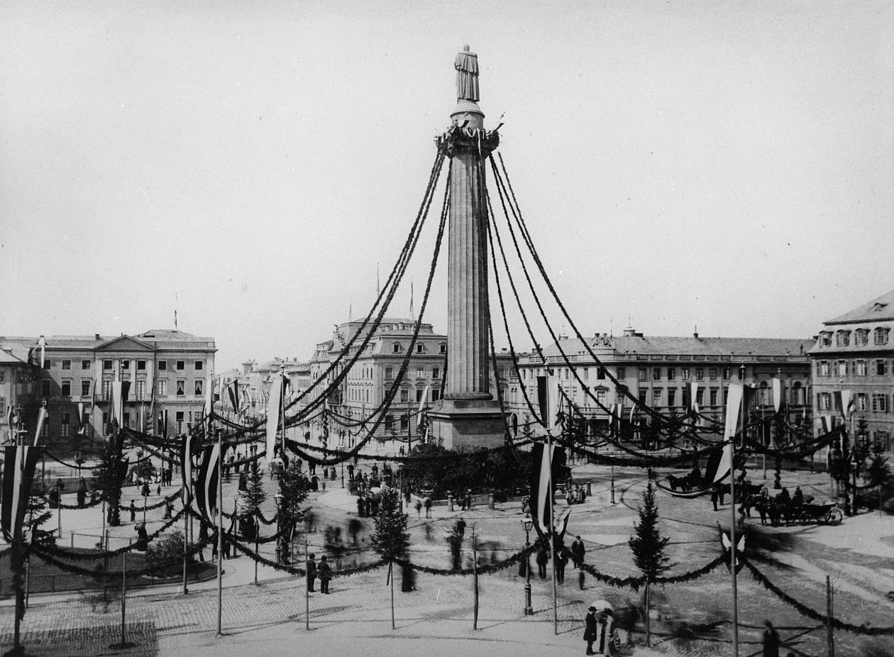 Luisenplatz, Darmstadt, 30. huhtikuuta 1884 tekijältä English Photographer
