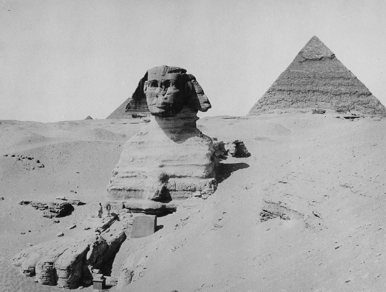 Sfinksi ja Chephrenin pyramidi - Toinen pyramidi, n. 1904-1905 tekijältä English Photographer