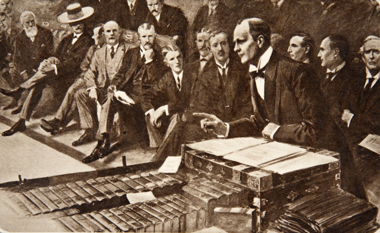 Vaaran päivä on liian myöhäinen valmistautumiseen: herra Churchill Admiralty-kunnan ensimmäisenä herrana piti tärkeän julkilausuman laivastopolitiikasta alahuoneessa 22. heinäkuuta 1912, The Illustrate. tekijältä English Photographer