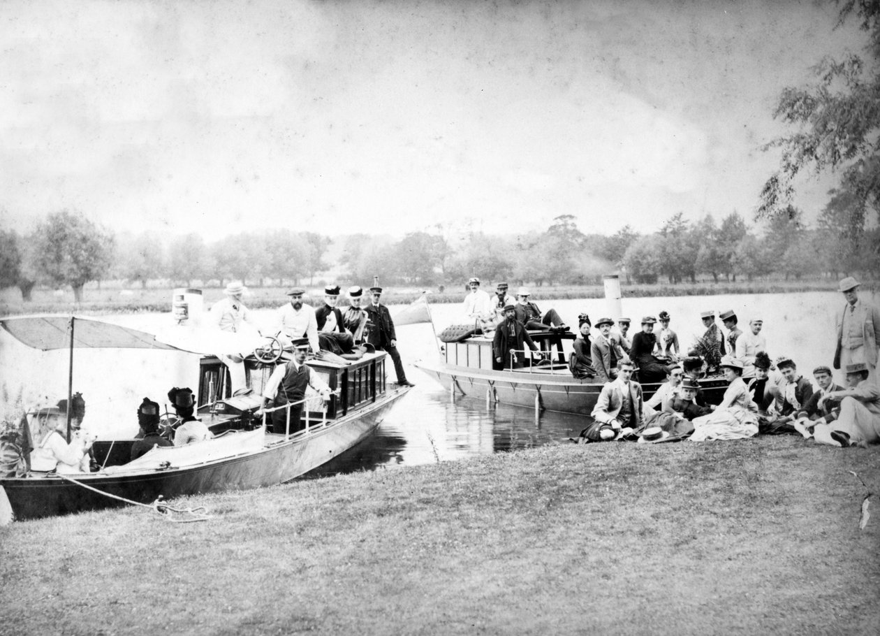 Victorian River Steamer Excursion, noin 1890 tekijältä English Photographer