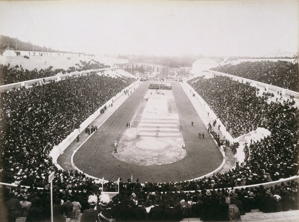 Näkymä ensimmäisistä virallisista olympialaisista Ateenassa 1896 tekijältä English Photographer