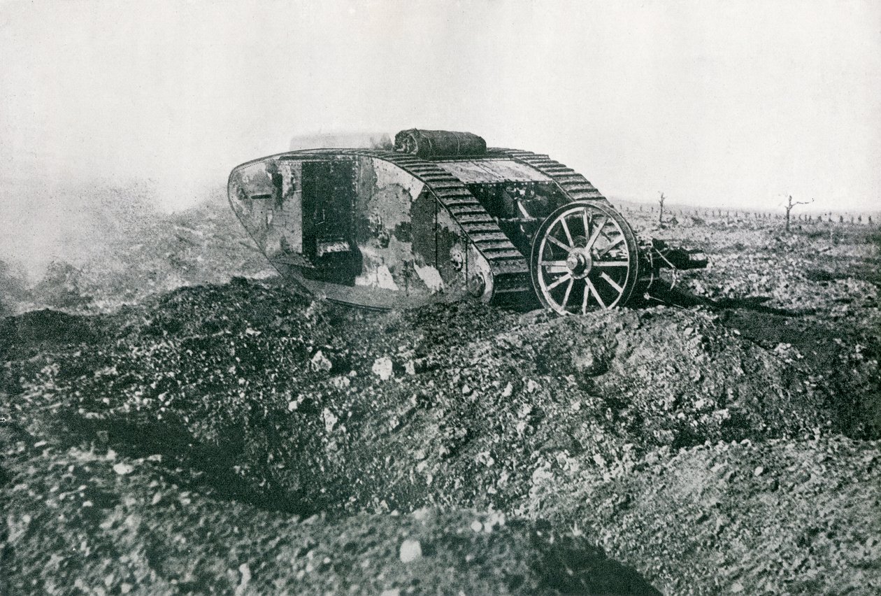 Ensimmäisen maailmansodan brittipankki toiminnassa länsirintamalla, 1917 tekijältä English Photographer