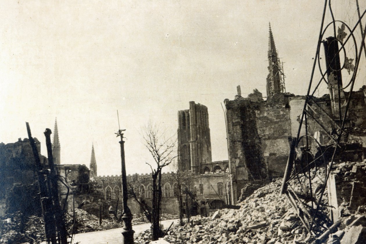 Ypres Rue de Villestä, kesäkuu 1915 tekijältä English Photographer