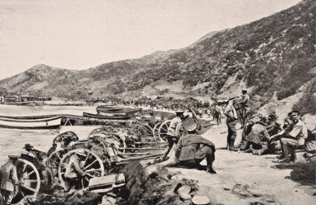 Australian joukot Anzac Cove Gallipolin niemimaalla Turkissa, 1915, Lontoossa 1916 julkaistusta The War Illustrated Album deLuxesta tekijältä English School