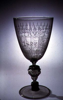 Timanttikärkikaiverrettu pikari, Giacomo Verzelini, Lontoo, 1583 (lasi) tekijältä English School