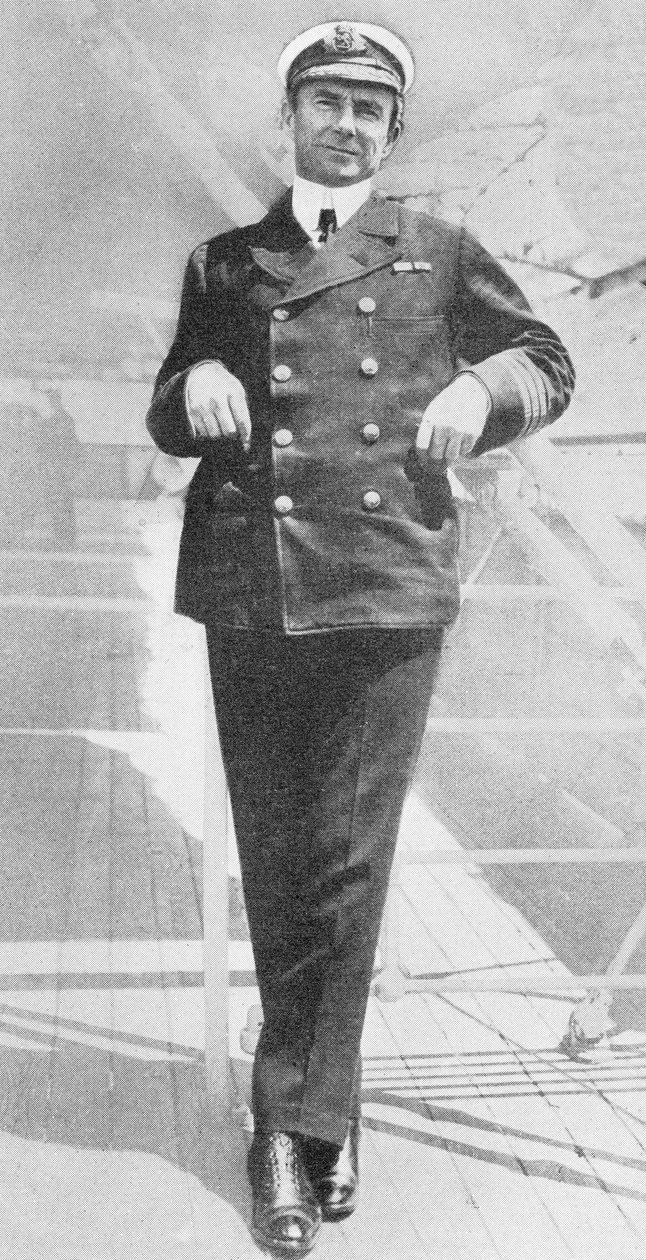 Kapteeni Sir Arthur Henry Rostron tekijältä English Photographer
