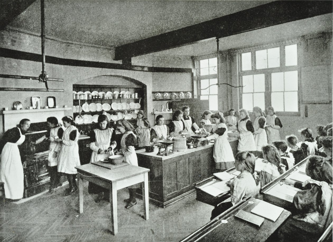 Ruoanlaittoluokka, 1896 tekijältä English Photographer