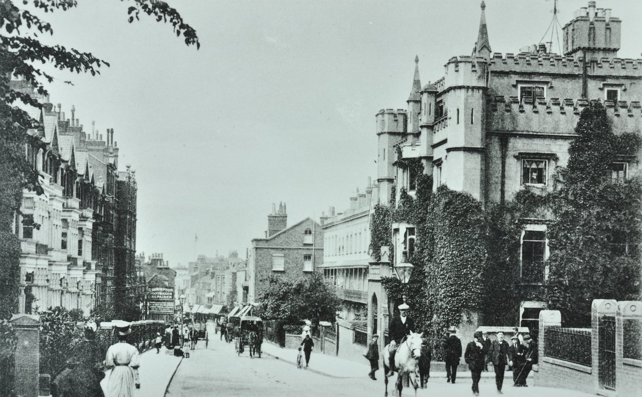 Ellerker College for the Daughters of Gentlemen, Richmond Hill, Richmond: yleiskuva, 1895 tekijältä English Photographer