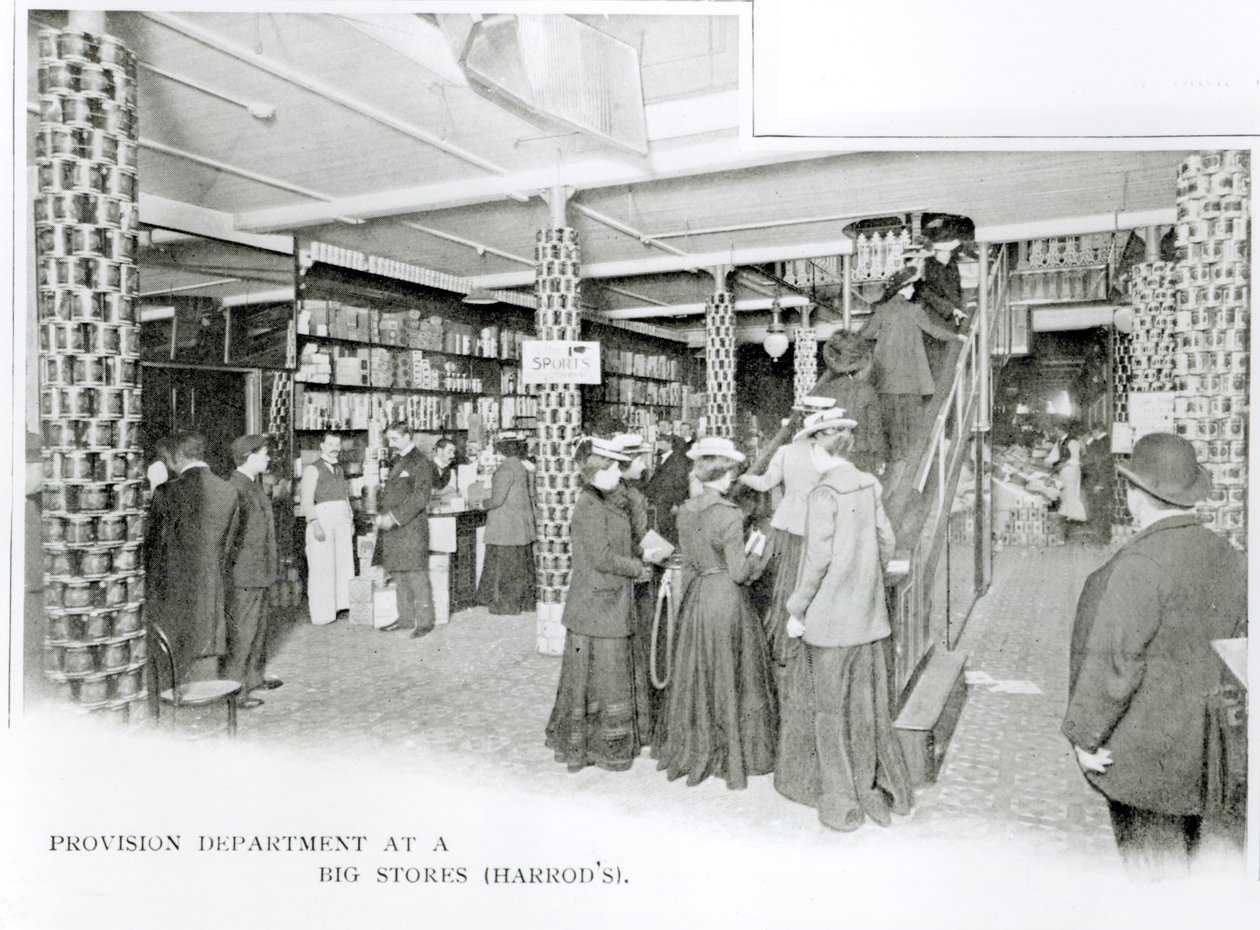 Harrods Provision Department, n. 1901 tekijältä English Photographer