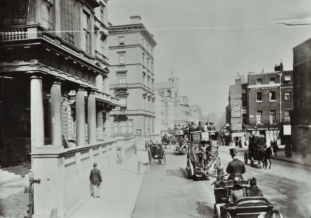 Knightsbridge, Westminster LB: katso itään Albert Gaten kautta, 1890 tekijältä English Photographer