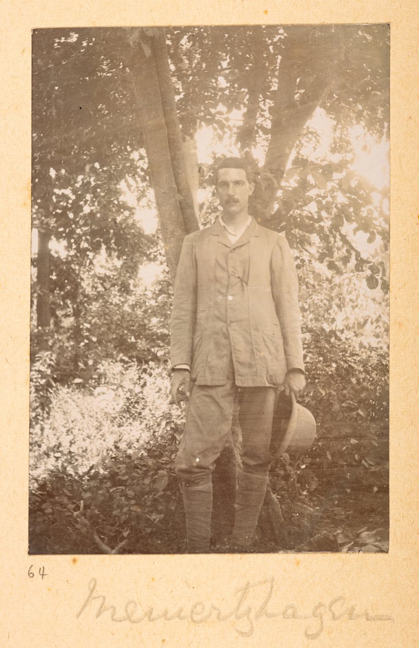 Baileyn muotokuva Richard Meinertzhagenista intialaisissa valokuvissa F.M. Bailey 1900-03 (seepiakuva) tekijältä English Photographer