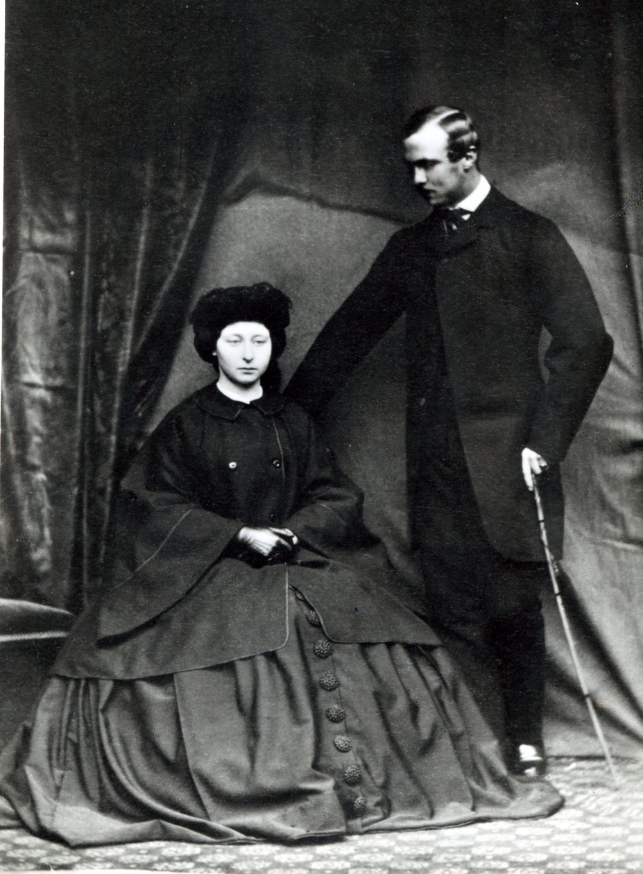 Prinsessa Alice ja Hessenin prinssi Ludwig, 1860 tekijältä English Photographer
