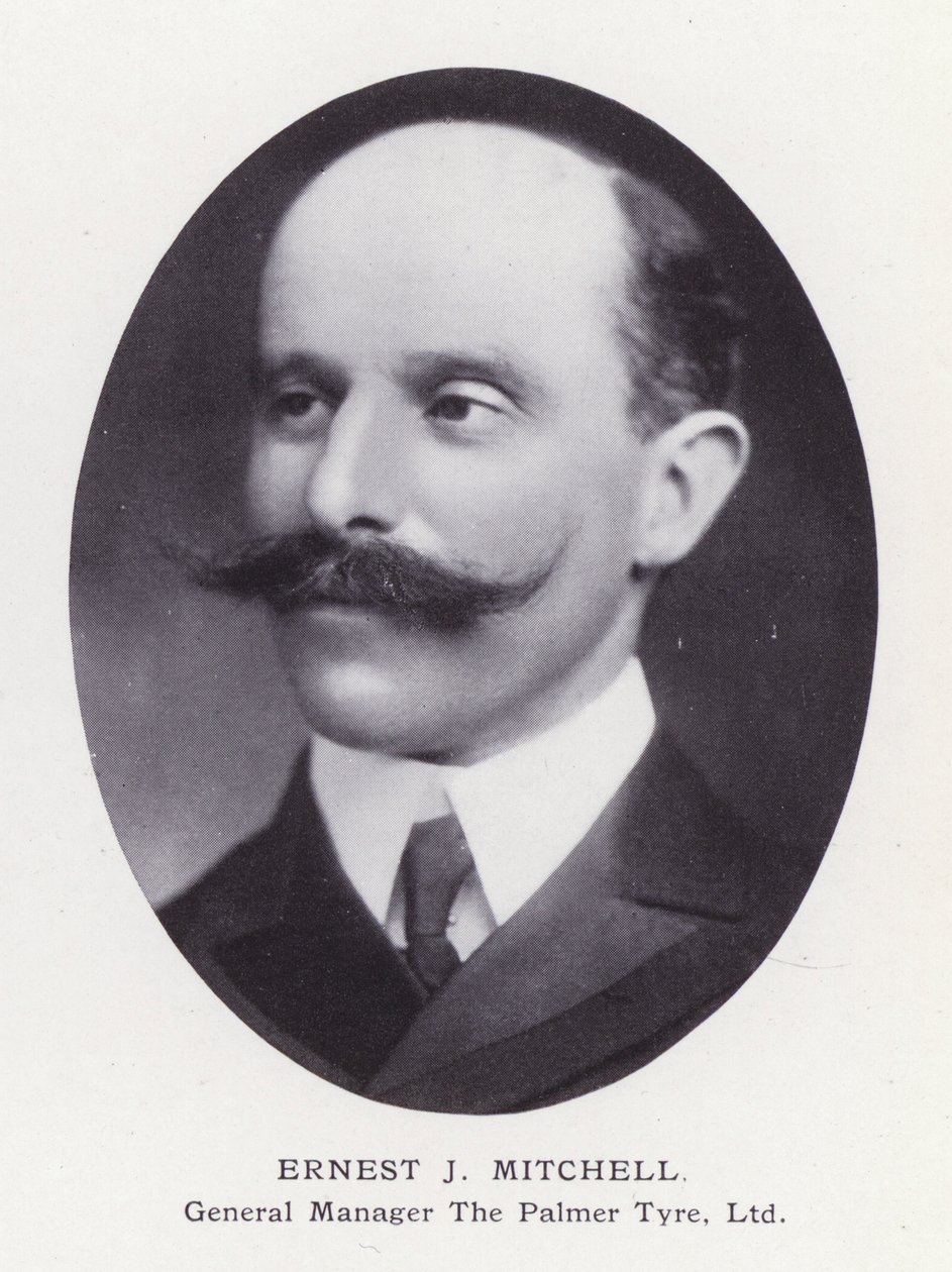 Lontoon tunnetuimmat miehet: Ernest J Mitchell (m/v kuva) tekijältä English Photographer