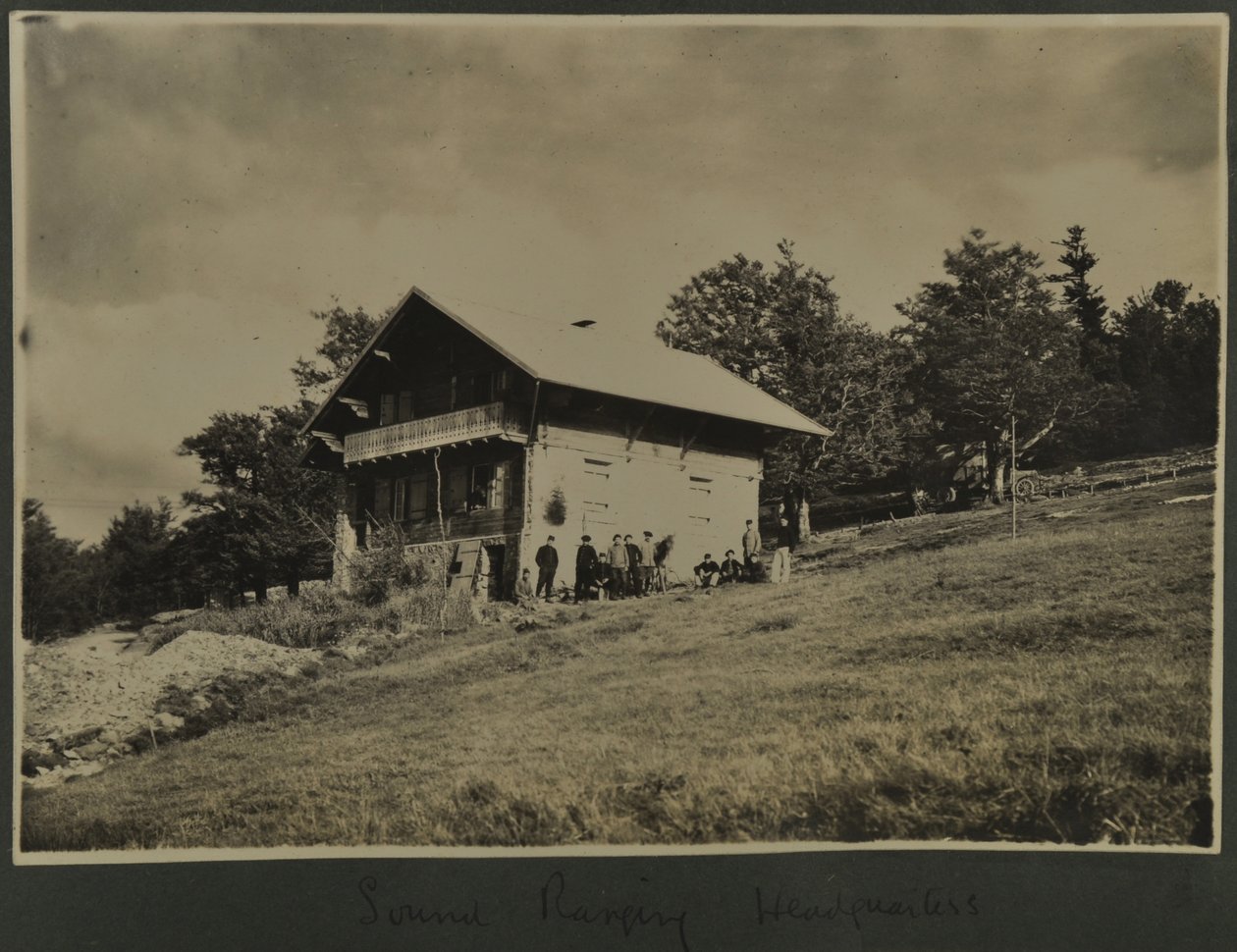 Äänentoiston päämaja, 1915-1918 tekijältä English Photographer