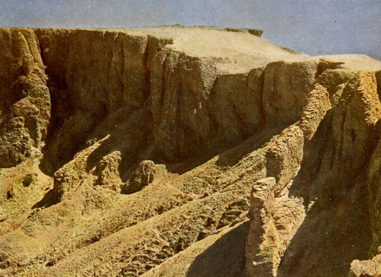 Egyptin kuninkaallisen hautausmaan etelärinne. tekijältä English Photographer