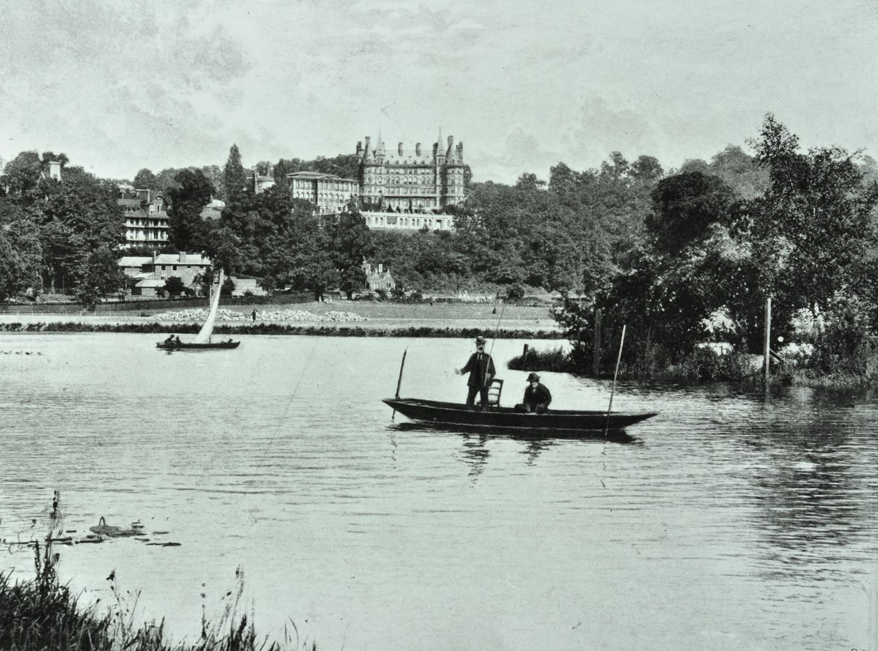 Tähti ja sukkanauhakoti, Richmond Hill, Richmond: yleiskuva, 1895 tekijältä English Photographer