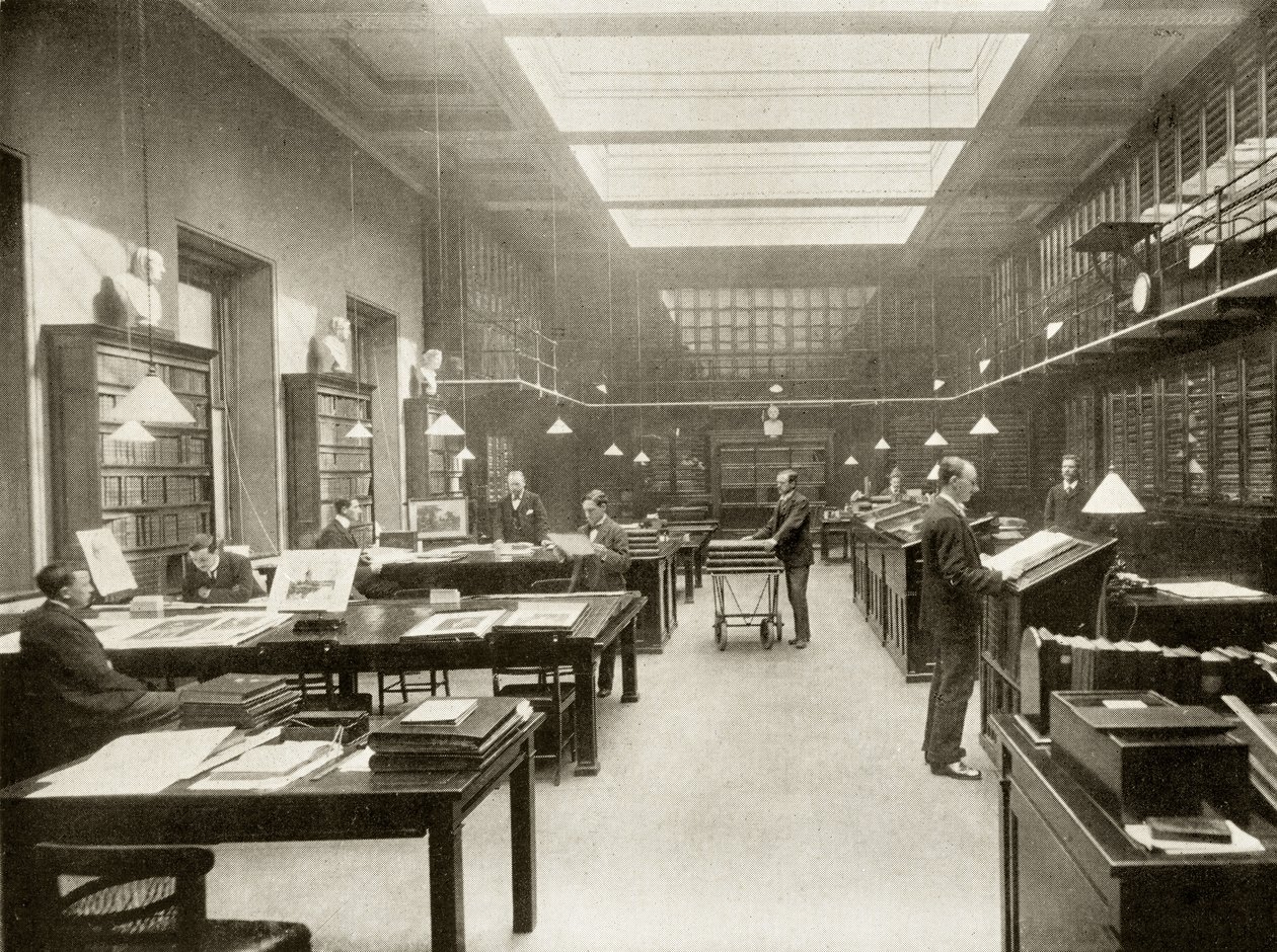 British Museum Print Room, n. 1900, Alfred Whitmanin teoksesta "The Print-Collector