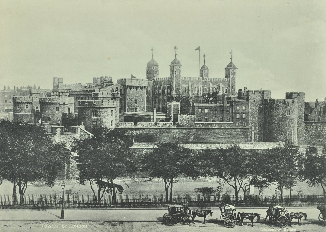 Lontoon Tower, Tower Hill, 1890 tekijältä English Photographer