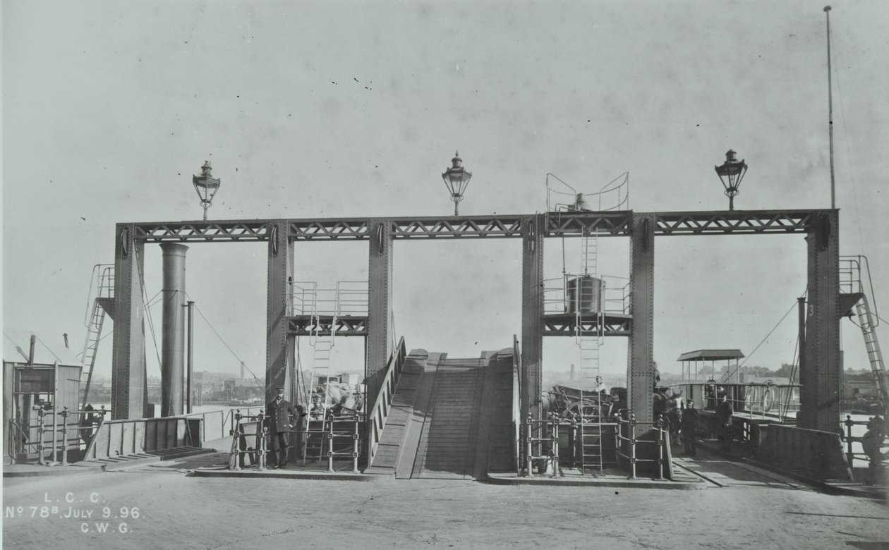 Näkymä Woolwich Ferrylle, 1896 tekijältä English Photographer