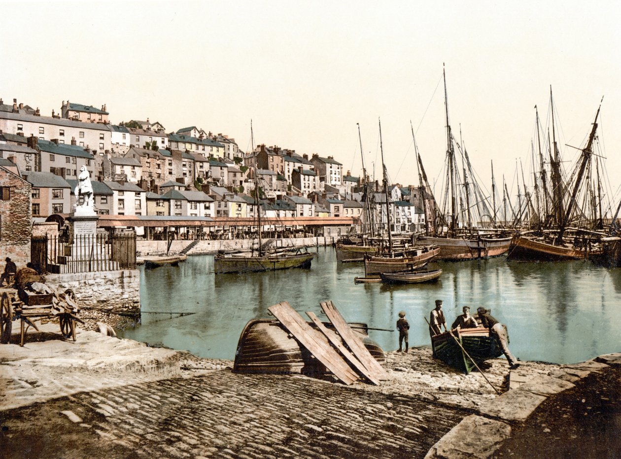 Brixham Harbour (käsin värjätty kuva) tekijältä English School