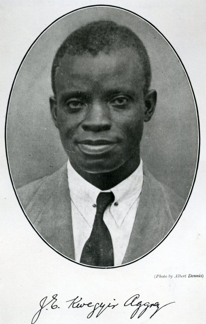 DR. James Emmanuel Kwegyir Aggrey (1875-1927) (valkoinen kuva)   Anababu tekijältä English School