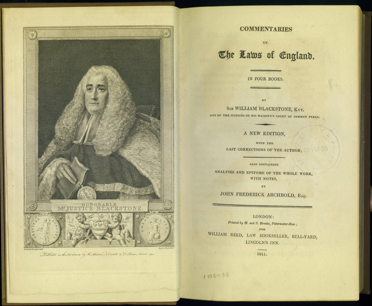Etupuoli ja nimilehti Commentaries on the Laws of England in Four Books -julkaisusta, kirjoittanut Sir William Blackstone, Knt., julkaisija M. and S. Brooke, Lontoo, 1811 tekijältä English School