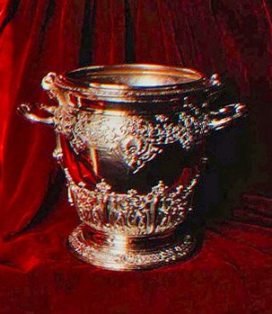 Rollon 1. Earl of Bristolin käsivarrella varustettu jääsäiliö, 1715-20 (hopea) tekijältä English School