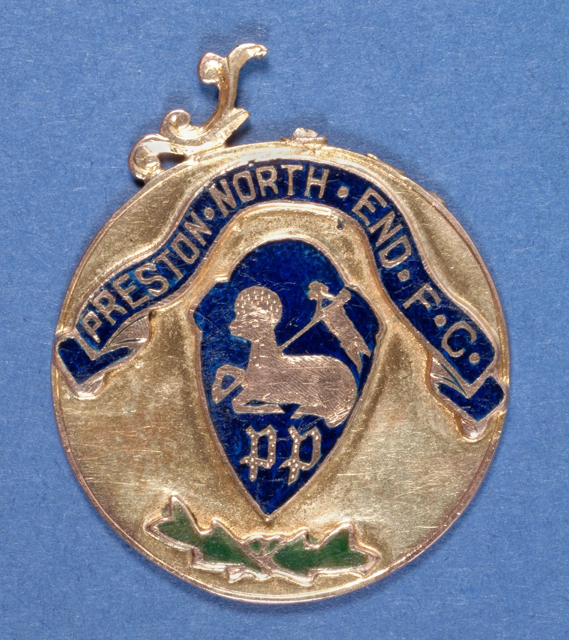 Preston North End Football Club -mitali, 1897-98 (metalli) (katso myös 315001) tekijältä English School