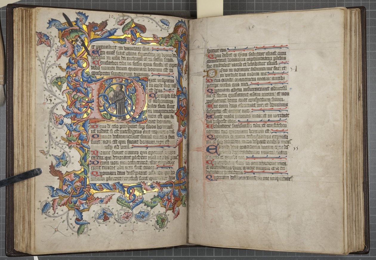 Psalteri ja Sarumin käyttökalenteri, Fol 40 verso 41 recto, n. 1425-75 (mustetta, maalia ja kultaa velumilla) tekijältä English School