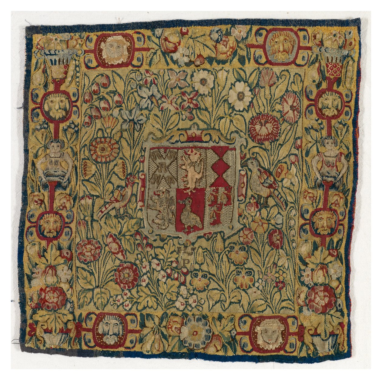 Tapettityynynpäällinen, joka kuvaa Arms of Sacheverelliä, valmistettu Sheldonissa, Englannissa, vuoden 1600 jälkeen (villaa ja silkkiä) tekijältä English School