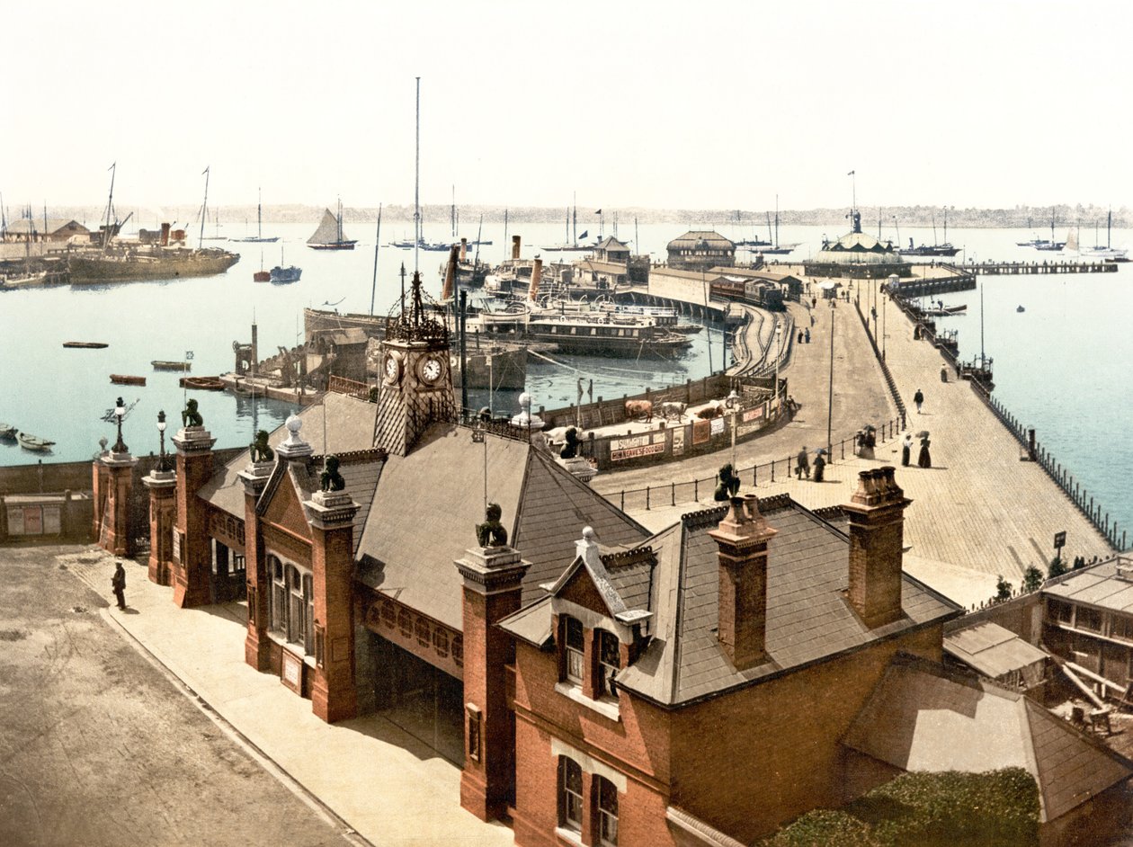 Pier, Southampton (käsin värjätty valokuva) tekijältä English School