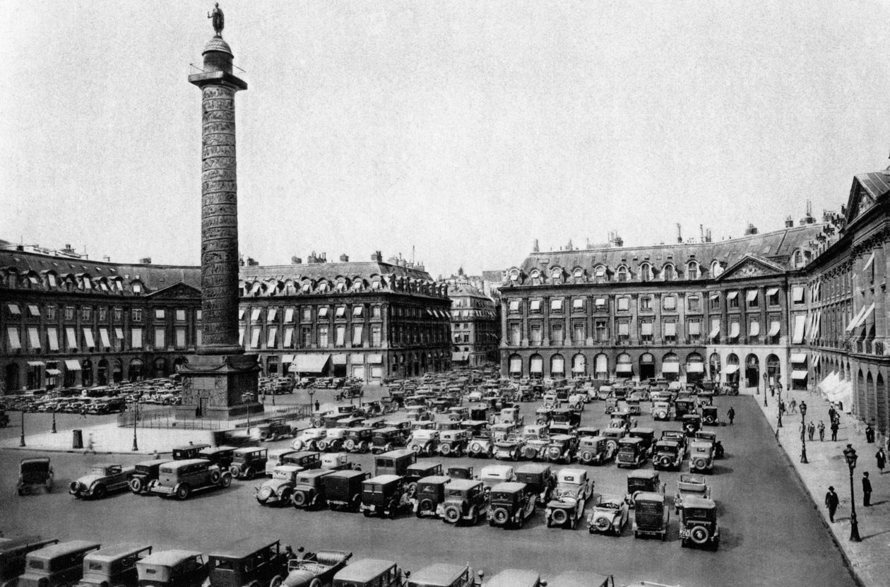 Place Vendome ja Napoleonin voittoille pystytetty pylväs, Pariisi, 1931 tekijältä Ernest Flammarion