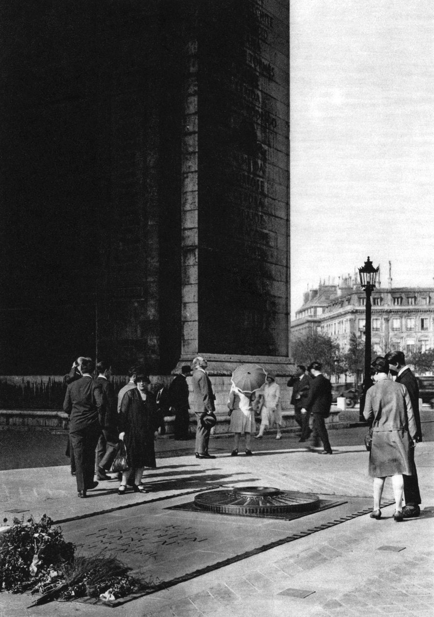Tuntemattoman sotilaan hauta, Pariisi, 1931. tekijältä Ernest Flammarion