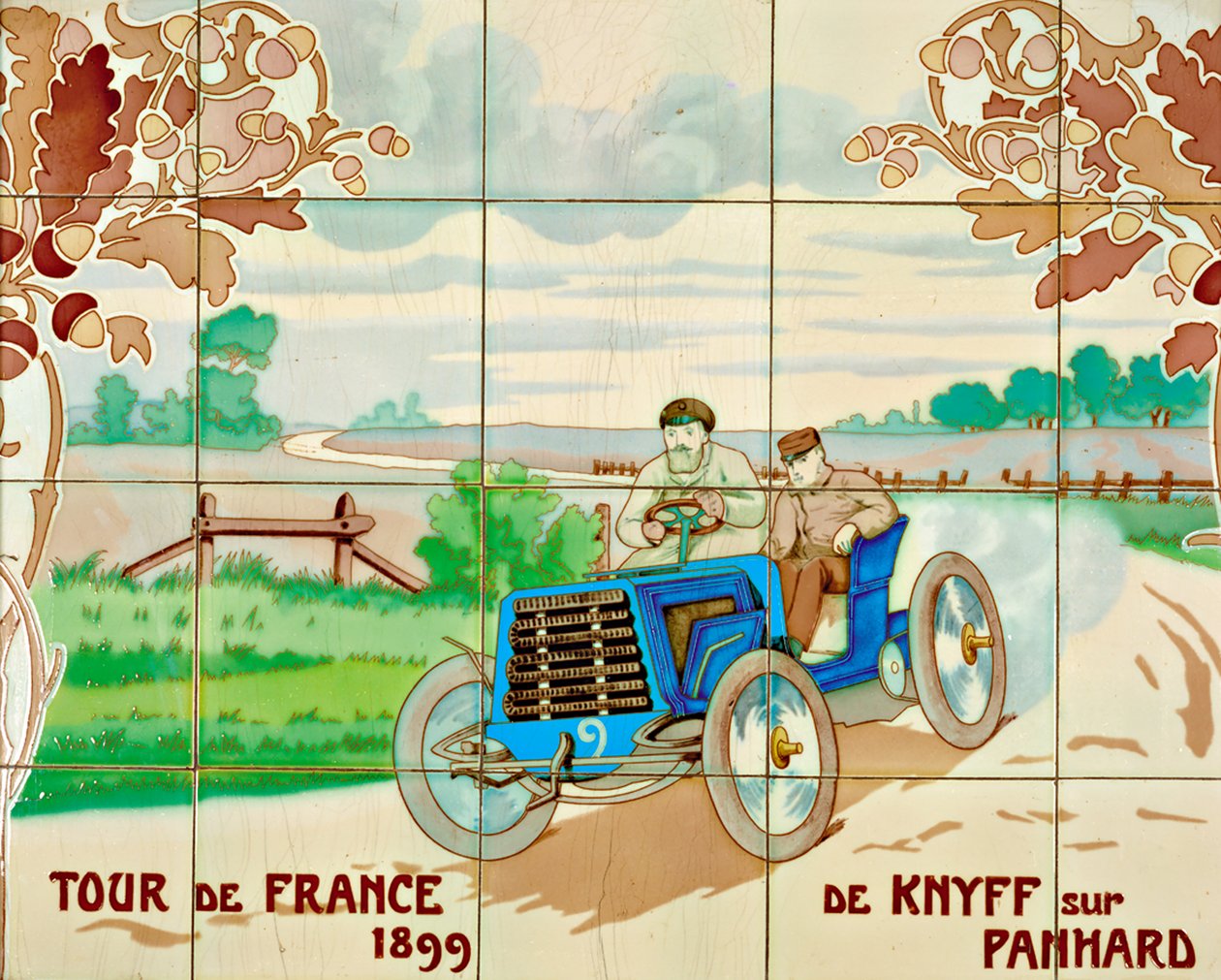 De Knyff ajamassa Panhard-autolla Ranskan ympäriajossa 1899: pariisilaisen Gilardoni Fils et Cie:n valmistamia keraamisia laattoja Ernest Montautin (1878-1909) piirustuksen mukaan. tekijältä Ernest Montaut