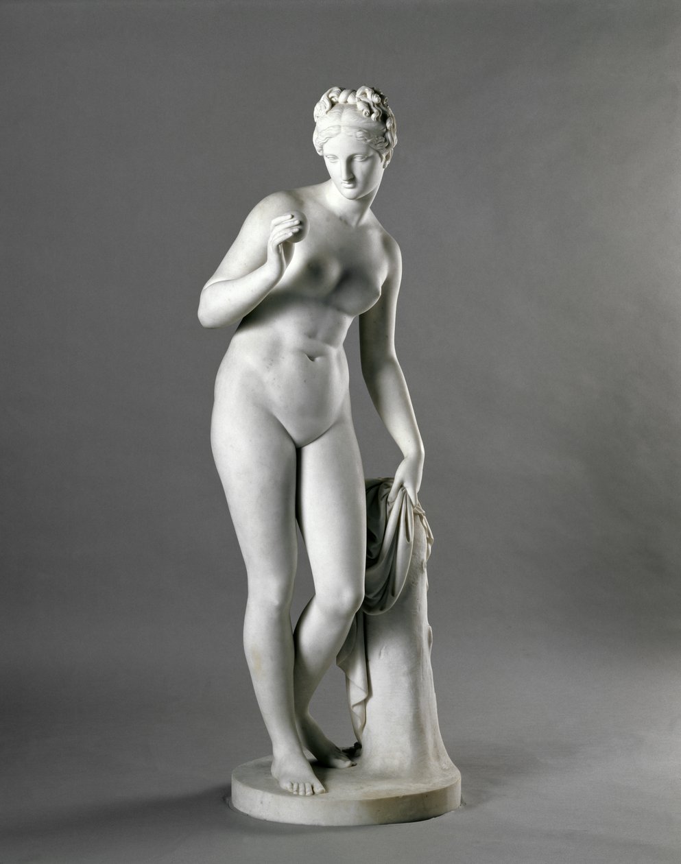 Venus, Bertel Thorvaldsenin (1816-20) jälkeen (marmori) tekijältä Ernst Matthäi