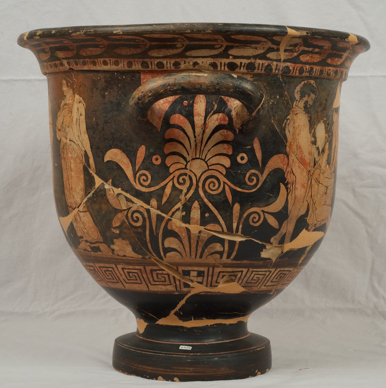 Argonauttien maljakko (keraaminen) tekijältä Etruscan