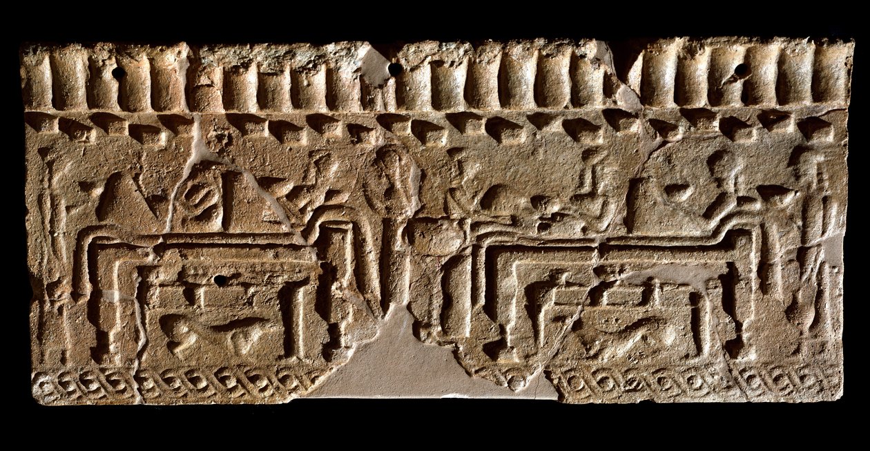 Etruskien sivilisaatio: terrakottafriisi, jota koristaa juhlatilaisuus. 580 eaa Dim. 24x54 cm. Murlon palatsista. Murlo, Antiquarium Comunale tekijältä Etruscan