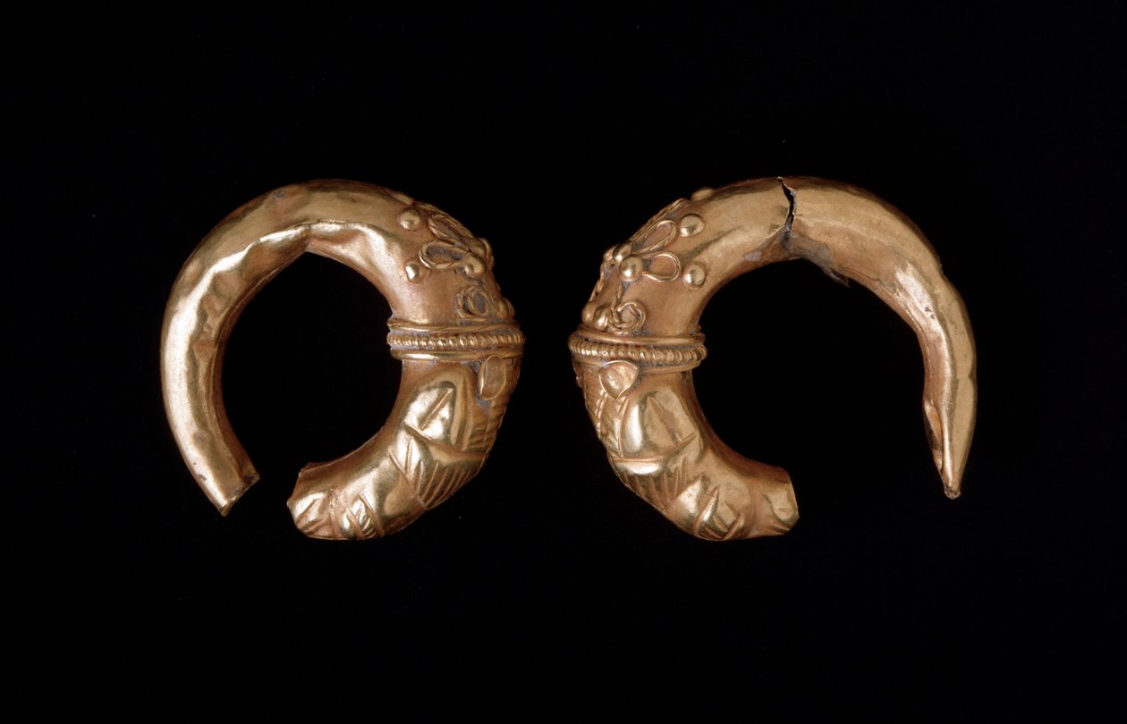 Kultaiset korvakorut, 450-400 eKr tekijältä Etruscan