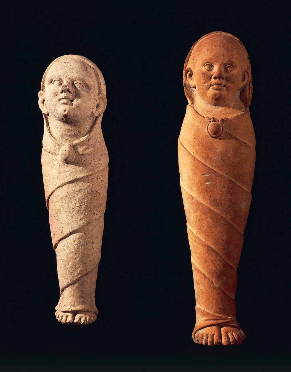 Terrakotta ex-voto vauvoilla, votivestipesta, Tessennanosta (Lazio). Etruskien sivilisaatio, 4. vuosisadalla eKr. tekijältä Etruscan