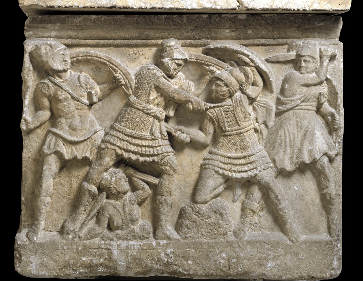 Etruskien taide: "" Eteokle ja Polynike"" kaksi veljestä, Oidipuksen poika, Basin reliefi Chiusin sarkofagista, 3. vuosisadalla eKr. - Palermo, Museo Archeologico Nazionale - Kaksintaistelu veljien Eteokleen ja Polynikeksen, Oidipuksen poikien välillä - he tekijältä Etruscan Etruscan