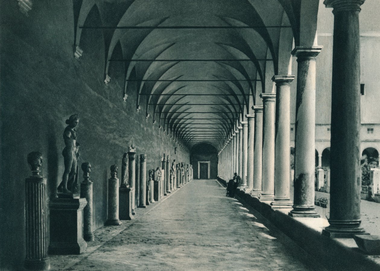 Luostarit Diocletianuksen kylpylän museossa, Rooma, Italia, 1927 tekijältä Eugen Poppel