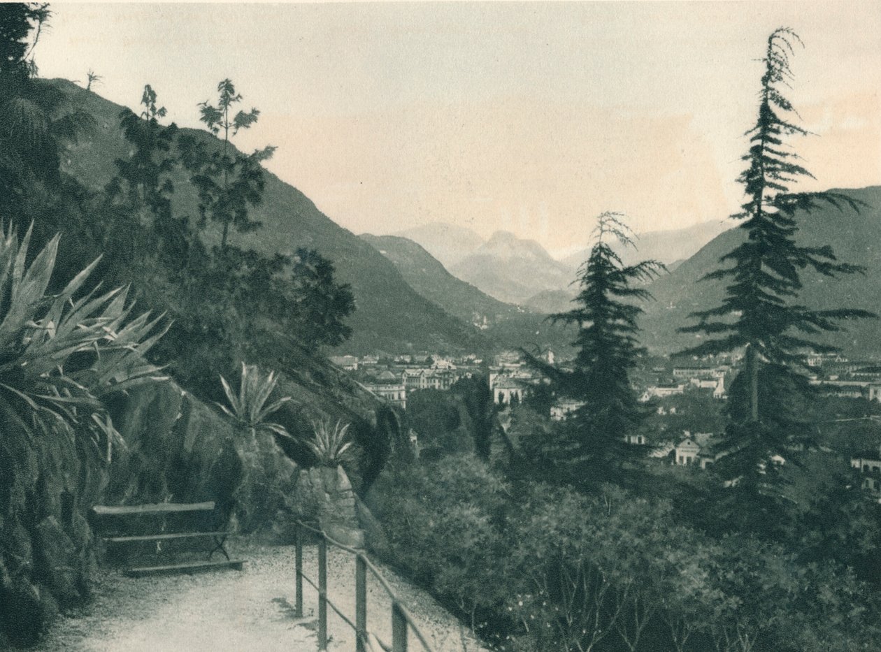 Näkymä Bolzanon kaupungista, Etelä-Tirolissa, Italiassa, 1927 tekijältä Eugen Poppel