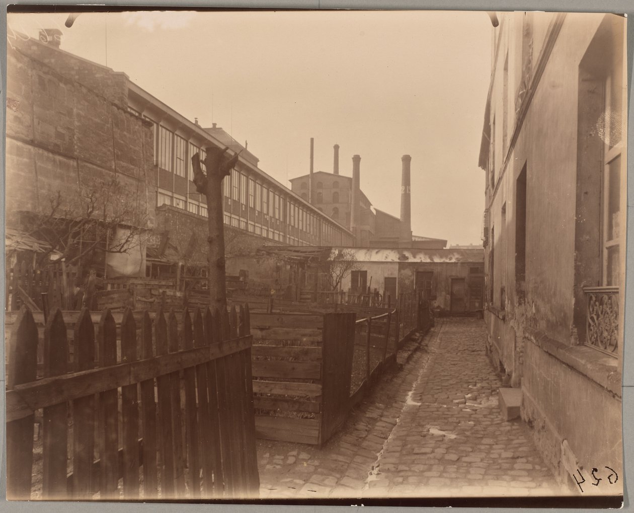 3, Ruelle des Reculettes tekijältä Eugène Atget